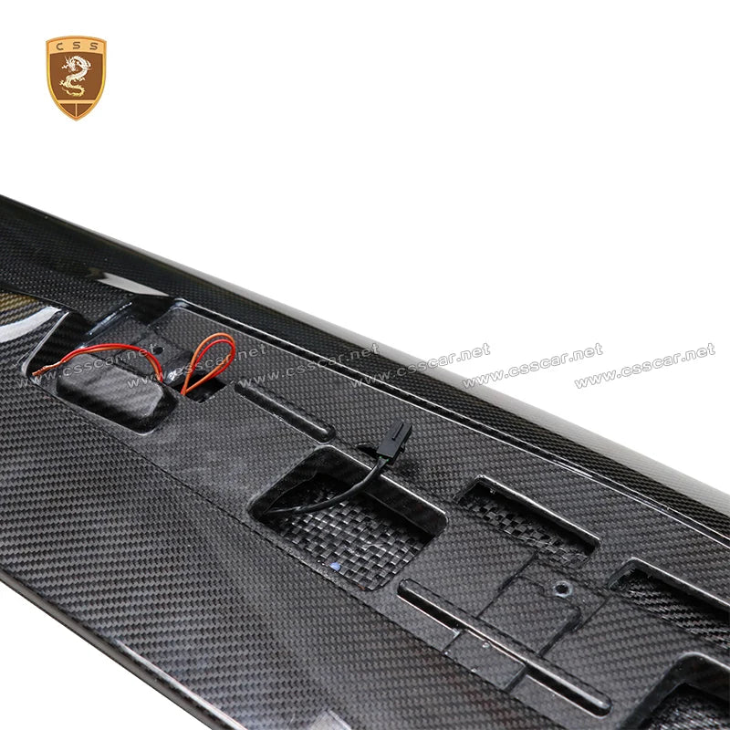 Car Rear Roof Trunk Spoiler Wing Tail Fixed Wind Wing For Lamborghini URUS Old To New P Style Dry Carbon Fiber Top Wing Lip