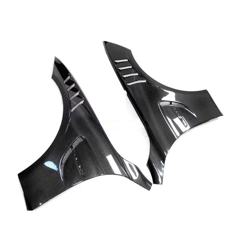 Air vent style F82 M4 carbon fiber fender was used For the  M4