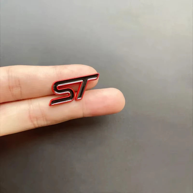 3D Metal ST Logo Car Steering Wheel Emblem Sticker for Ford Focus 2 3 K2 MK3 MK7 Kuga Puma Explorer Edge Fiesta ST Accessories